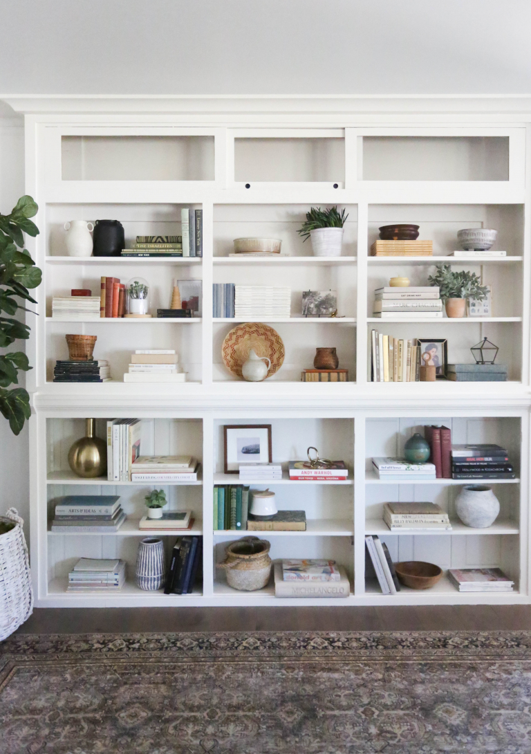 How to Style a Bookshelf - Jenny Komenda